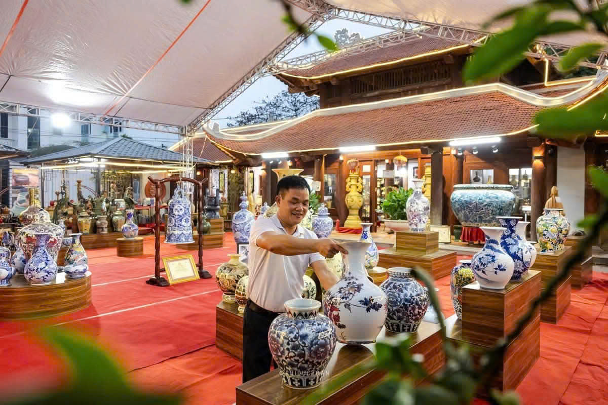 dao-viet-binh-gom.jpg