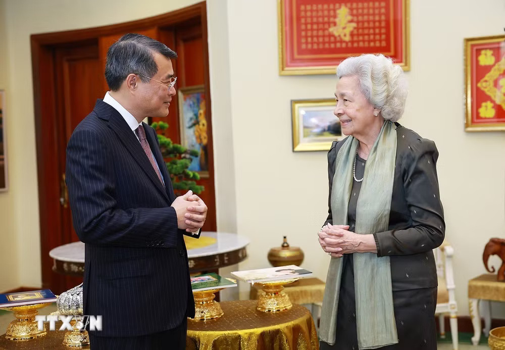 ttxvn_thu-tuong-le-minh-hung-tham-hoang-thai-hau-campuchia-9078536-3.jpg