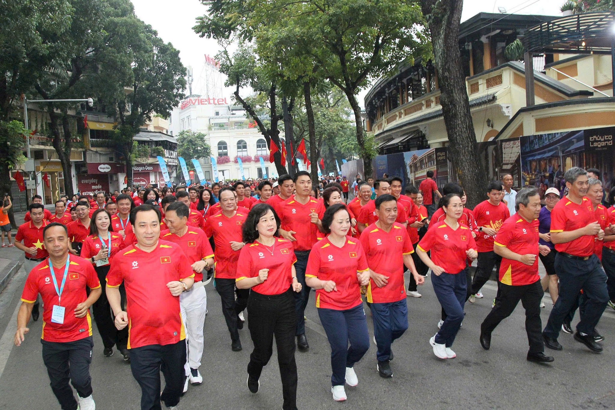 9-lanh-dao-chay3.jpg