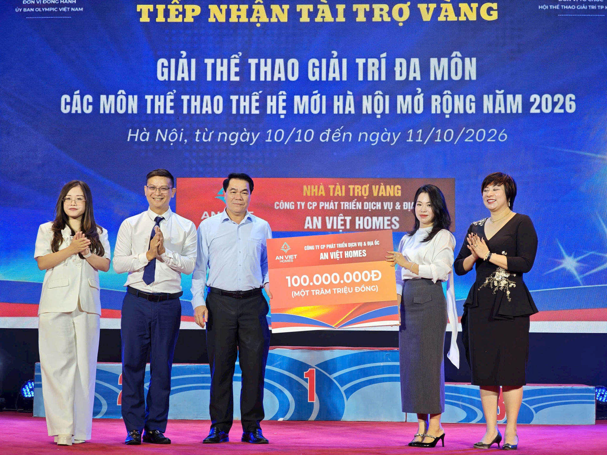 9-nha-tai-tro-vang.jpg