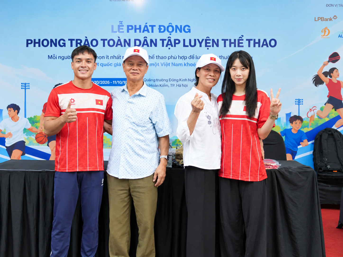 thuy-vi.jpg