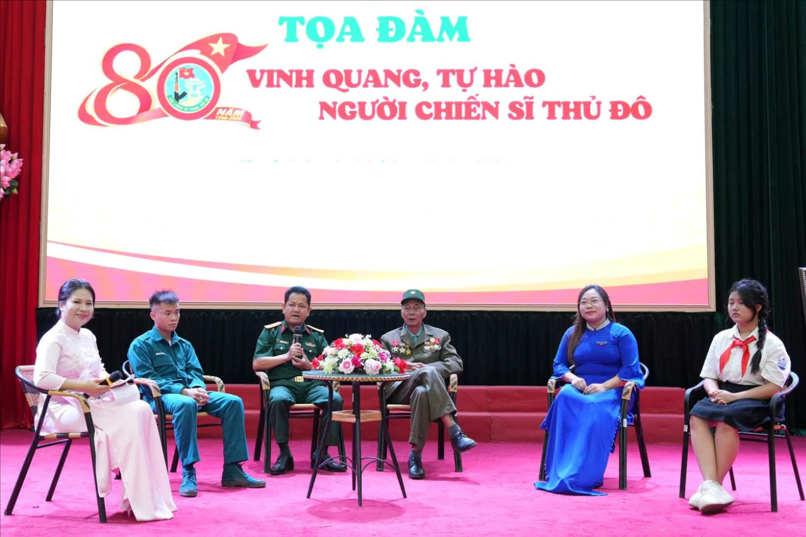 Xã Thanh Oai: Nhiều hoạt động kỷ niệm 80 năm Ngày truyền thống Lực lượng vũ trang Thủ đô