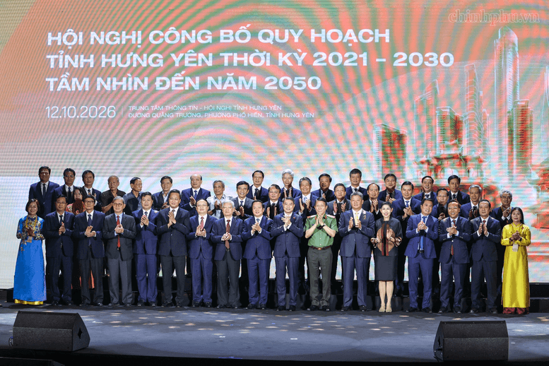 Thủ tướng: Hưng Yên cần quyết tâm cao nhất để sớm trở thành thành phố trước năm 2030- Ảnh 9.
