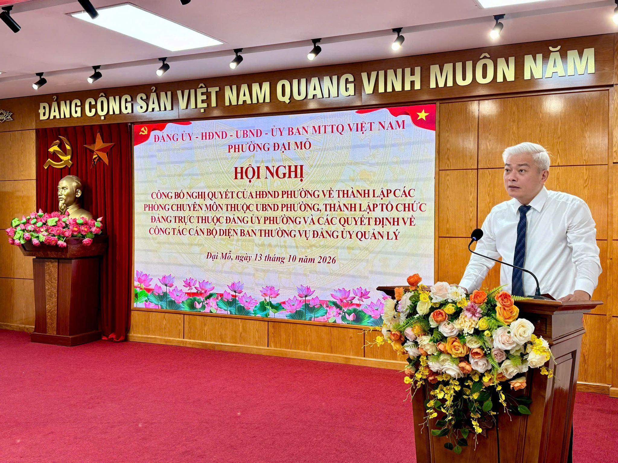 Bí thư Đảng ủy, Chủ tịch HĐND phường Đại Mỗ Mai Trọng Thái phát biểu chỉ đạo. Ảnh Trọng Hùng