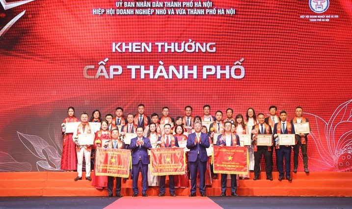 Tôn vinh doanh nhân, doanh nghiệp Thăng Long tiêu biểu năm 2025