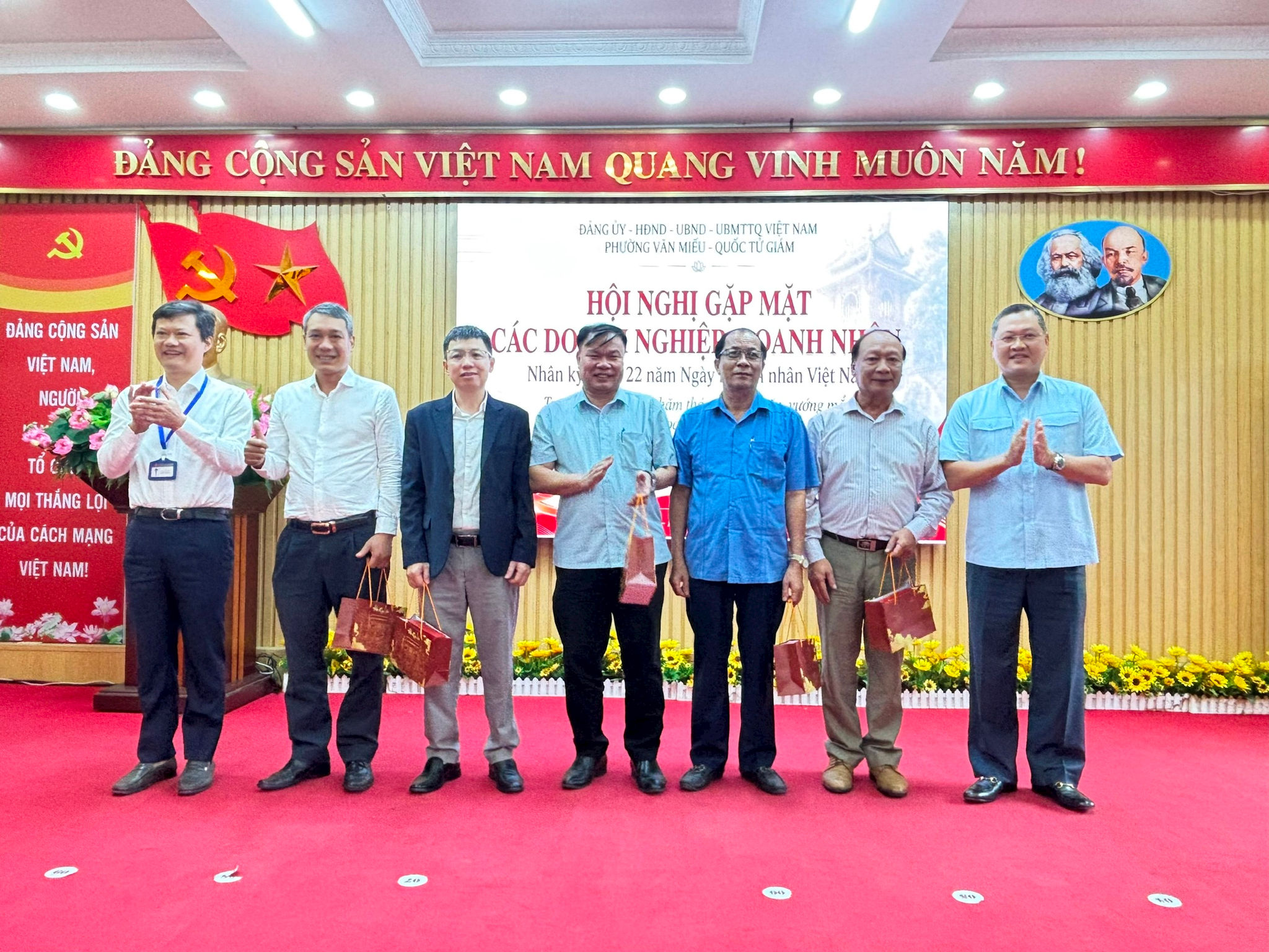doanh-nhan-4.jpg