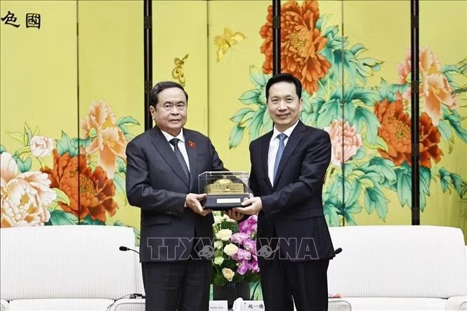ctqh-thien-tay-2604.jpg
