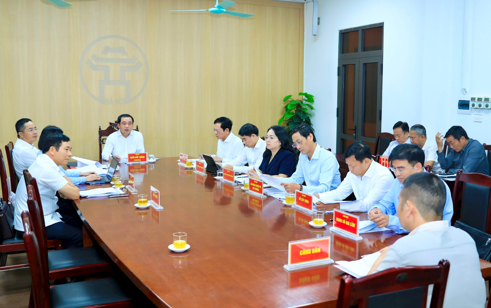 Quang cảnh buổi tiếp công dân. Ảnh: Quang Thái