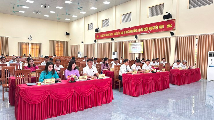 Các đại biểu tại kỳ họp. Ảnh: Nguyễn Cường