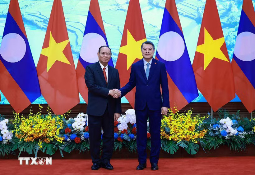thu-tuong-le-minh-hung-tiep-thuong-truc-ban-bi-thu-trung-uong-dang-nhan-dan-cach-mang-lao-8008.jpg