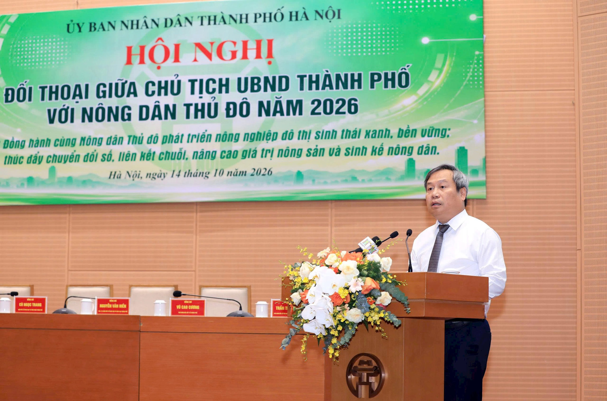 Chủ tịch UBND thành phố Hà Nội Vũ Đại Thắng phát biểu khai mạc hội nghị. Ảnh: Viết Thành