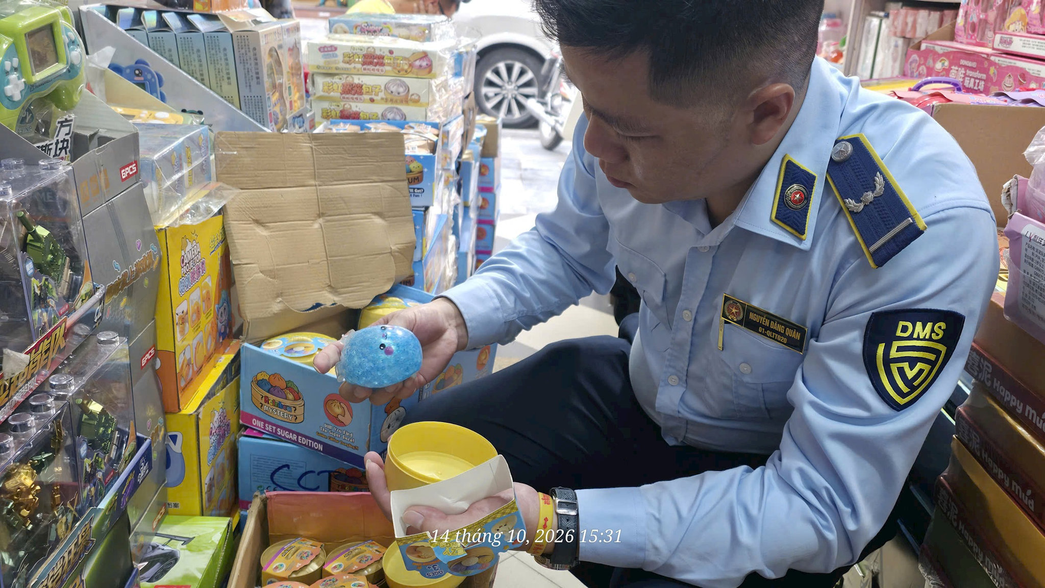 Phát hiện 1.283 sản phẩm hàng hoá là đồ chơi trẻ em nhập lậu