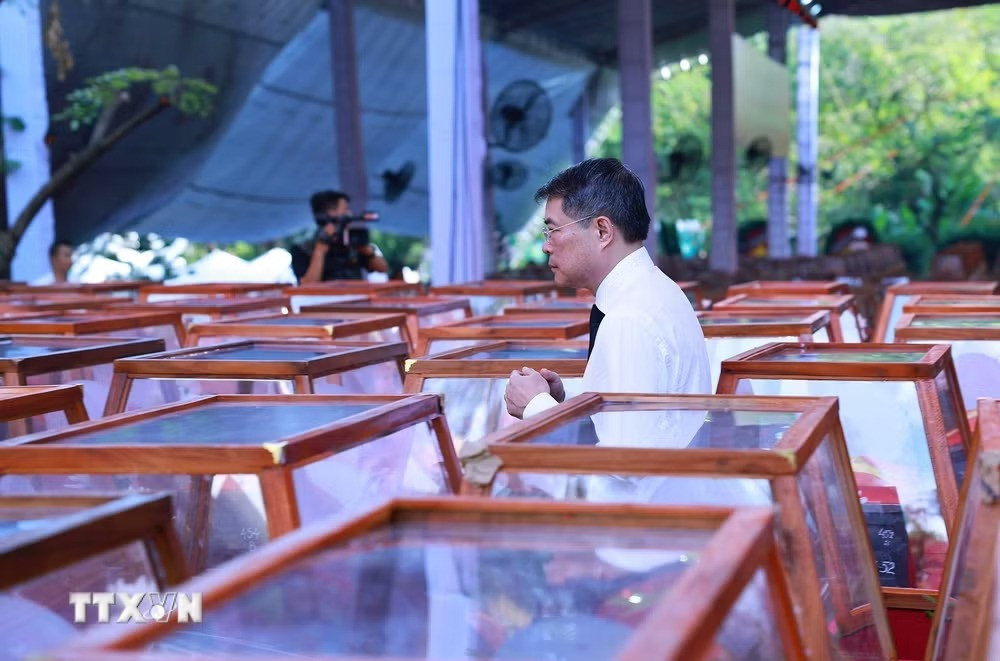 thutuong2.jpg