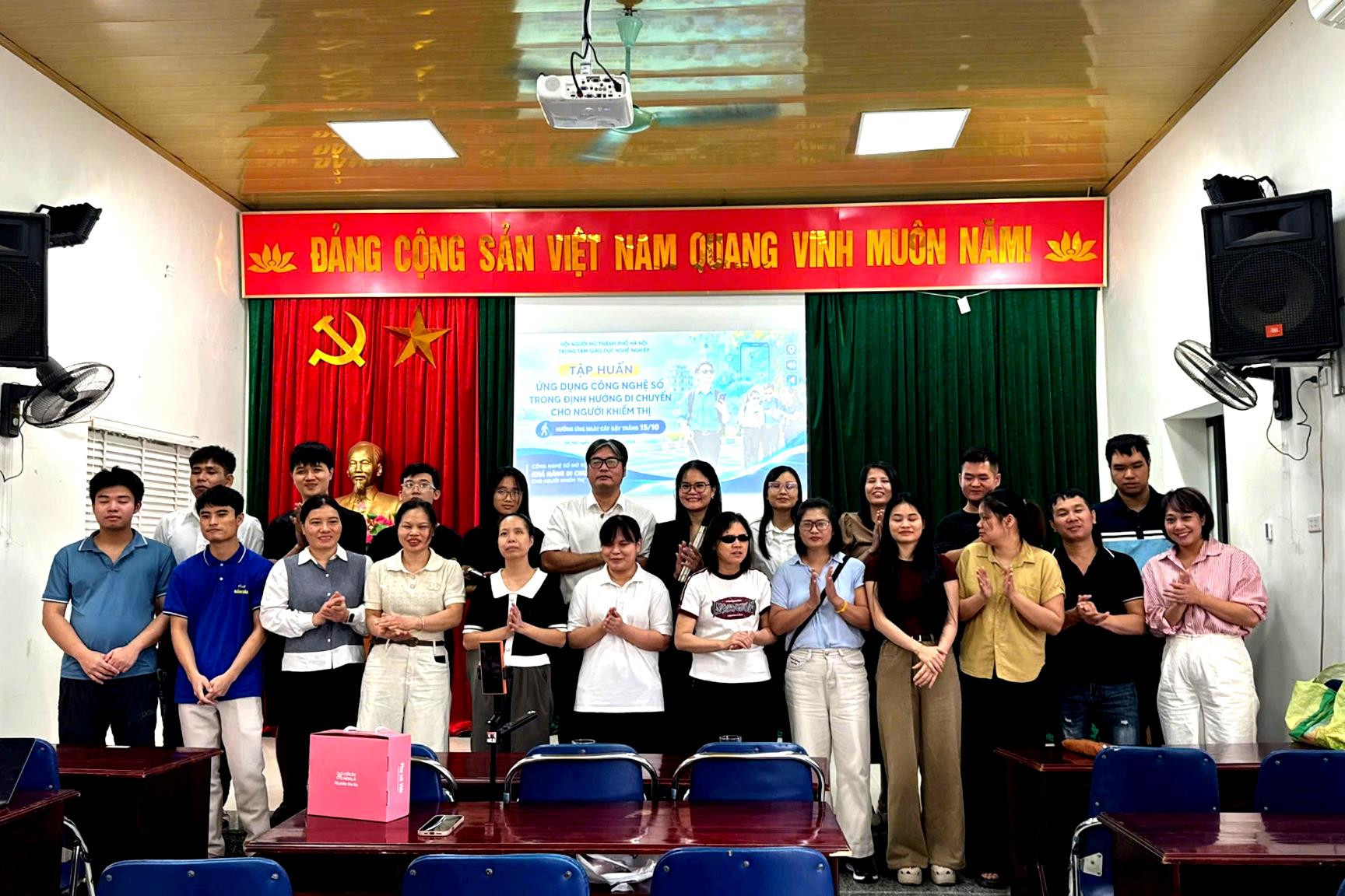 chup-anh.jpg