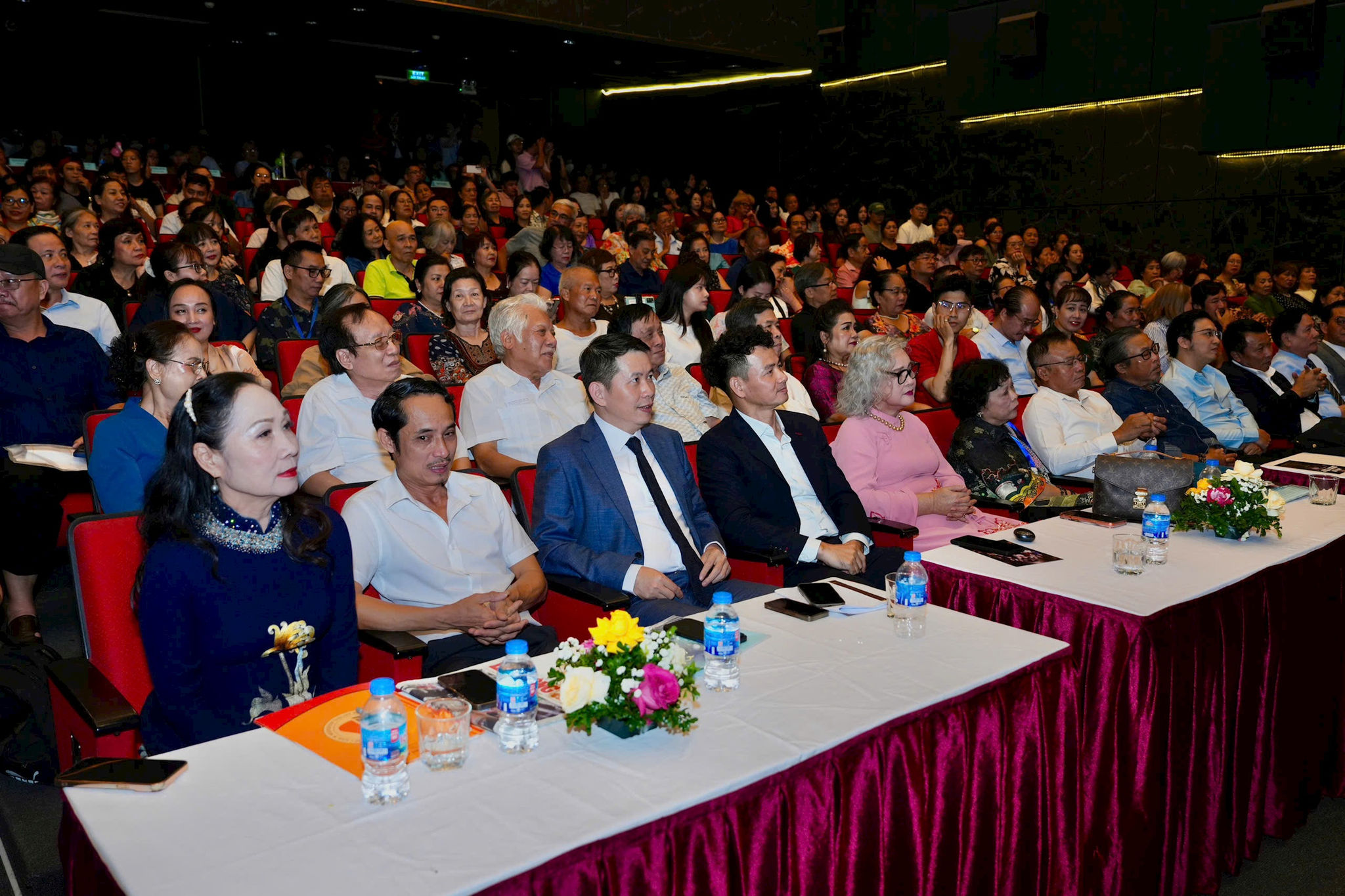 khai-mac-lhsk-khan-gia.jpg