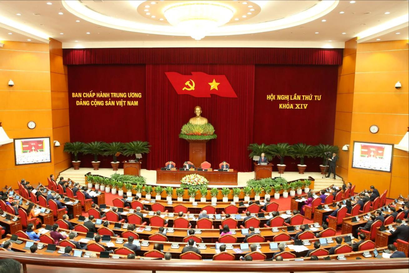 Bộ Chính trị, Ban Bí thư tổ chức Hội nghị toàn quốc nghiên cứu, học tập, quán triệt và triển khai thực hiện Nghị quyết Hội nghị lần thứ tư Ban Chấp hành Trung ương Đảng khóa XIV