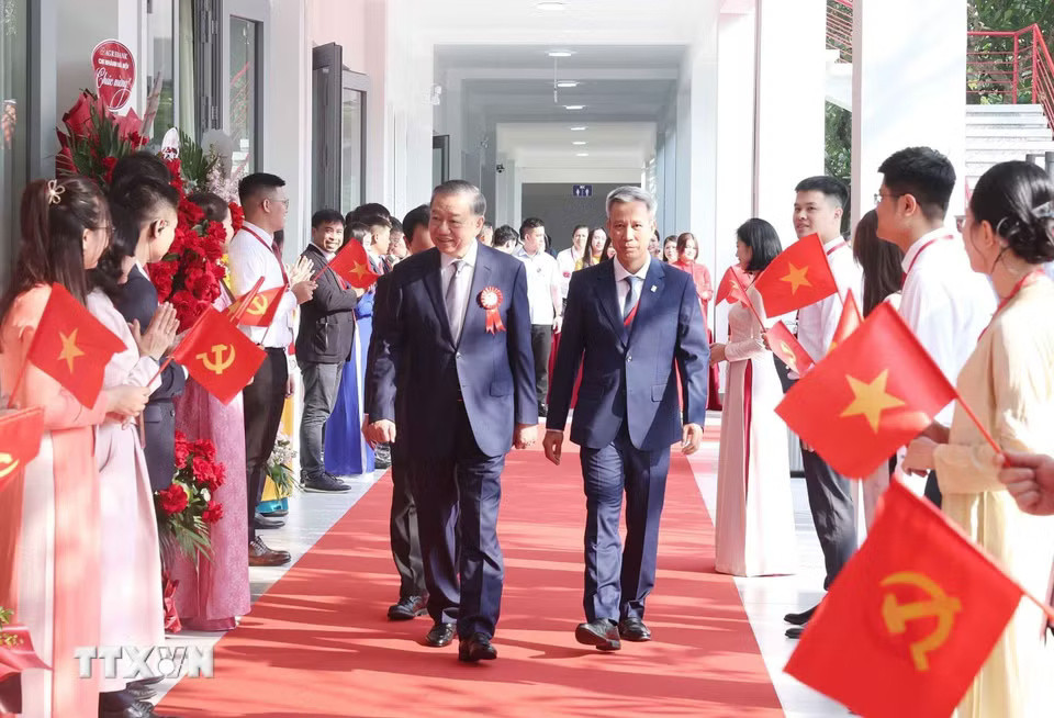 Tổng Bí thư, Chủ tịch nước Tô Lâm dự Lễ kỷ niệm 70 năm thành lập Đại học Bách Khoa Hà Nội và đón nhận Huân chương Lao động hạng Nhất. (Ảnh: Thống Nhất/TTXVN) 
