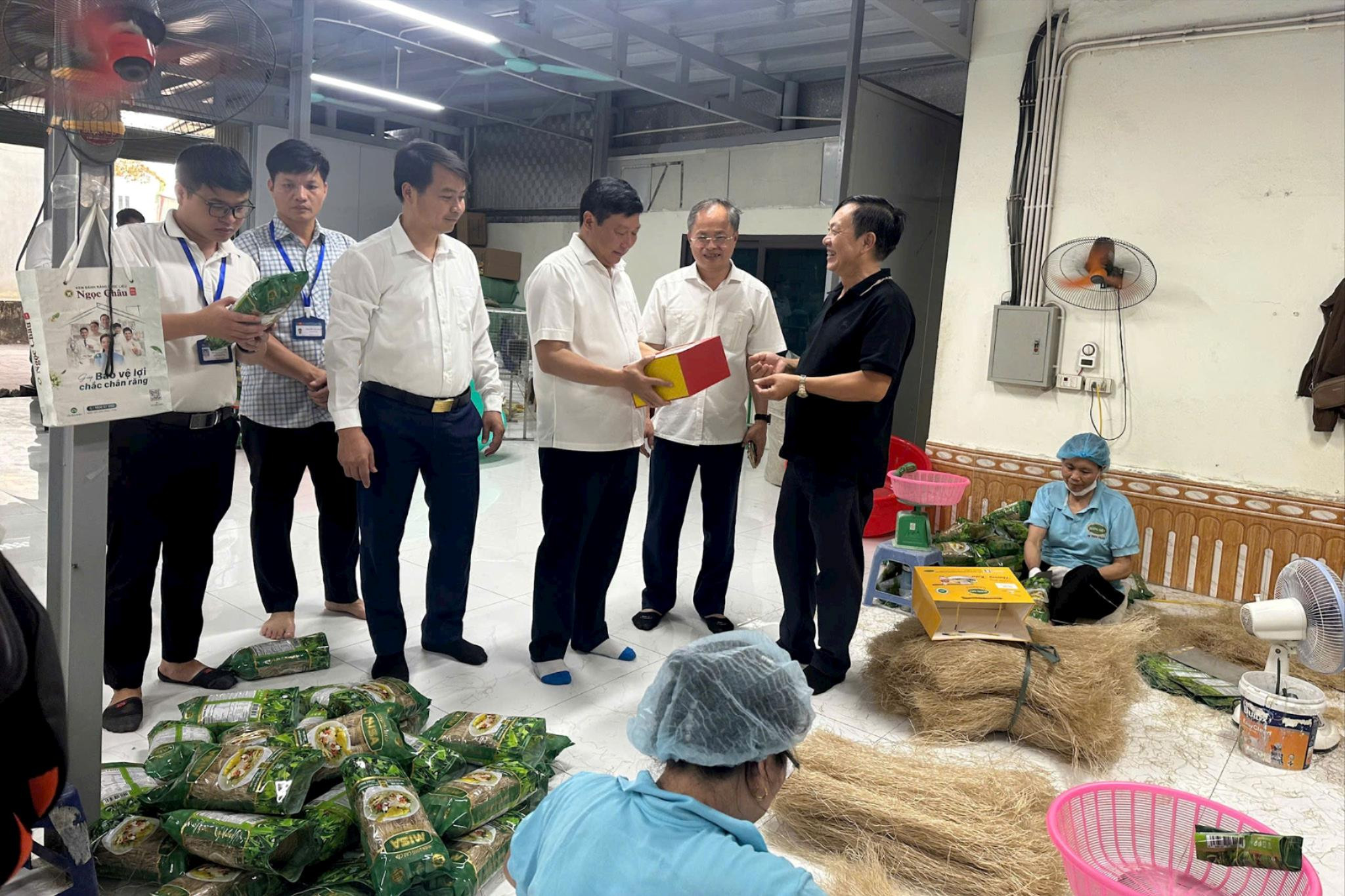 Xã Hưng Đạo đẩy mạnh quảng bá, kết nối tiêu thụ hàng Việt