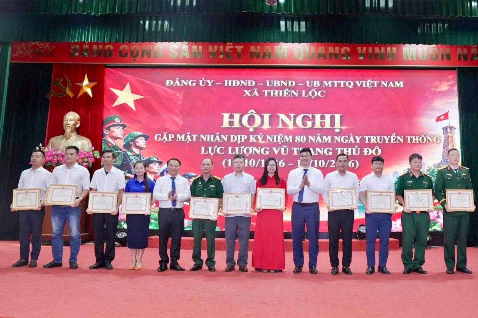 Xã Thiên Lộc gặp mặt kỷ niệm 80 năm Ngày truyền thống Lực lượng vũ trang Thủ đô