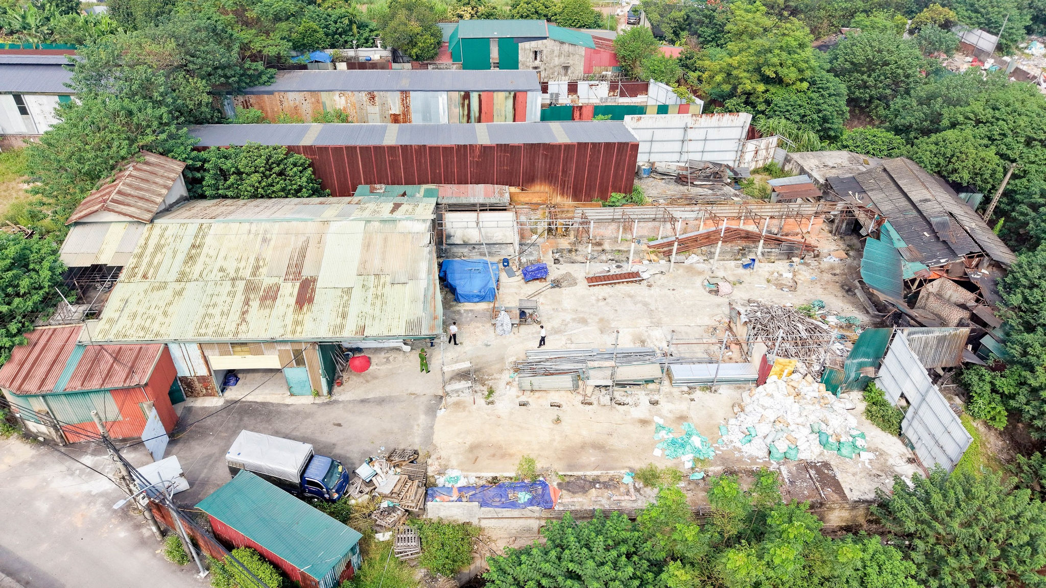 Các trường hợp vi phạm đất đai tại khu vực bãi Phượng Cách và Sơn Trung đang được đẩy nhanh xử lý. Ảnh: Khắc Khải
