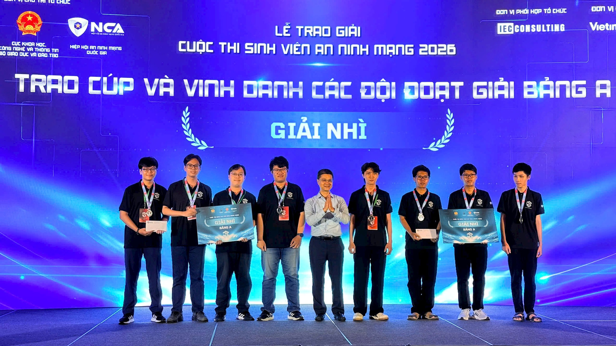 giai-nhi.jpg