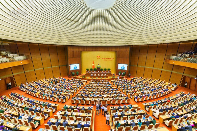 Toàn cảnh phiên khai mạc kỳ họp thứ hai, Quốc hội khóa XVI, sáng 17-10 tại Hà Nội. Ảnh: Quochoi.vn