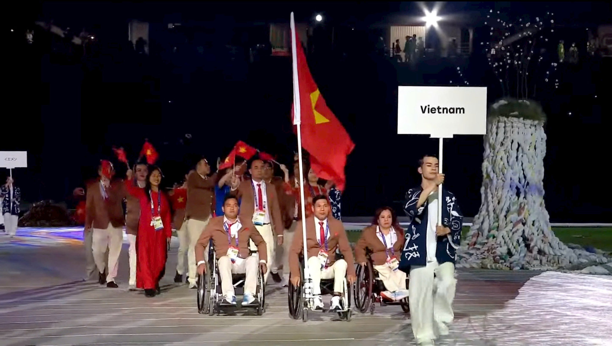 18-doan-ttnkt-viet-nam.jpg