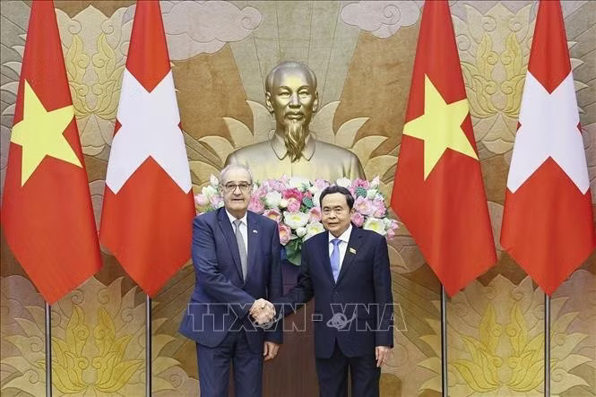 Chủ tịch Quốc hội Trần Thanh Mẫn hội kiến Tổng thống Thụy Sĩ Guy Parmelin. Ảnh: Doãn Tấn/TTXVN