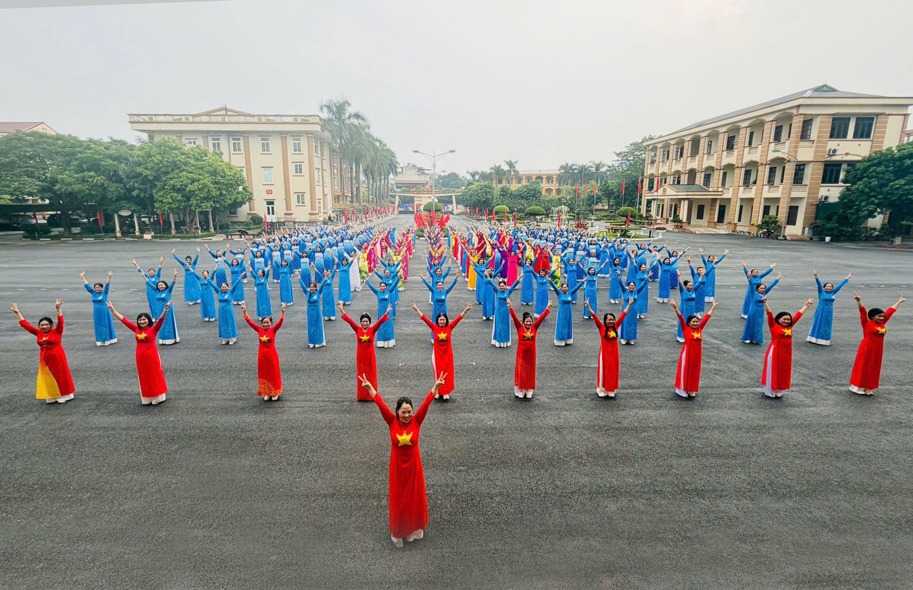 phu-nu-thu-do-tham-gia-dong-dien-dan-vu.-anh-hoi-lien-hiep-phu-nu-thanh-pho-ha-noi.jpeg