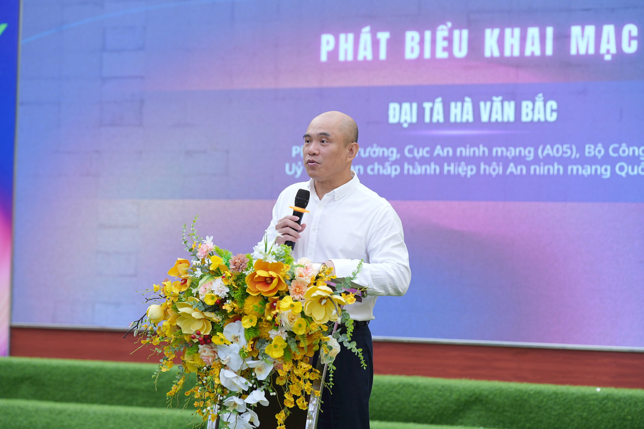 dai-dien-cuc-an-ninh-mang-phat-bieu.jpg