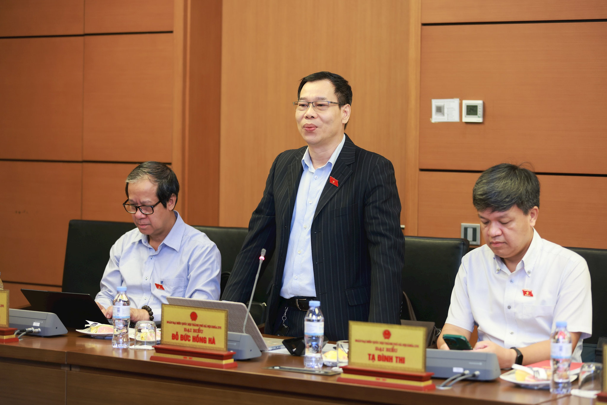 do-duc-hong-ha.jpg