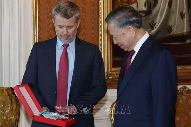 Tổng Bí thư, Chủ tịch nước Tô Lâm nhận Huân chương cao quý nhất của Vương quốc Đan Mạch