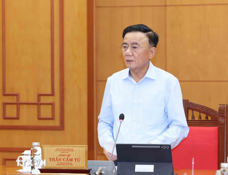 Thường trực Ban Bí thư Trần Cẩm Tú phát biểu chỉ đạo tại buổi làm việc. (Ảnh: Phương Hoa/TTXVN)