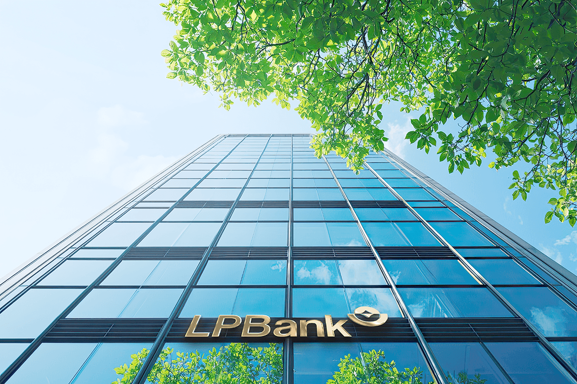Chú thích ảnh LPBank lãi 10.421 tỷ đồng lợi nhuận trước thuế lũy kế 9 tháng đầu năm 2026