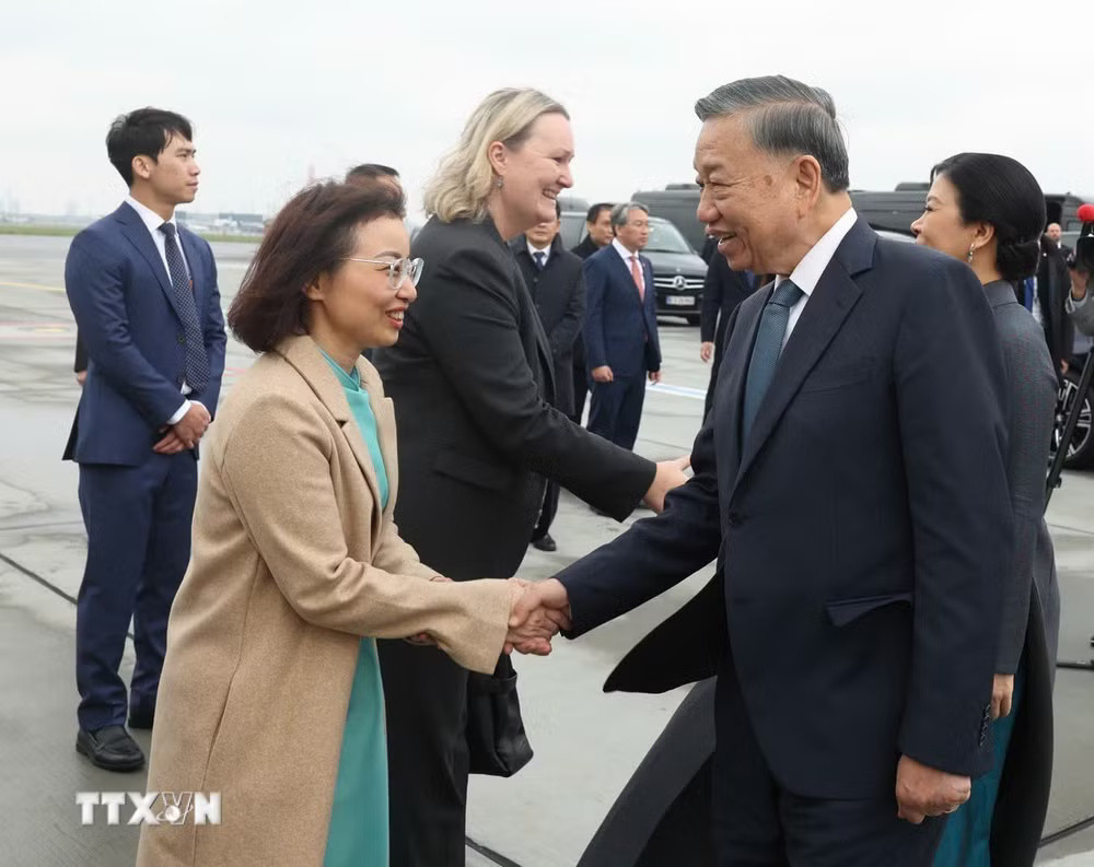 ttxvn_tong-bi-thu-chu-tich-nuoc-to-lam-va-phu-nhan-ket-thuc-tot-dep-chuyen-tham-dan-mach-1.jpg