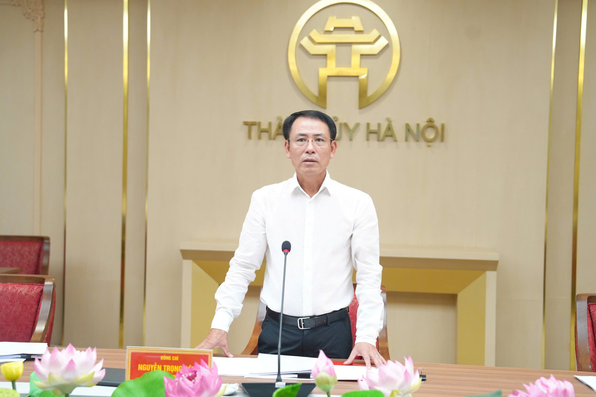 Phó Bí thư Thường trực Thành ủy Hà Nội Nguyễn Trọng Đông phát biểu kết luận buổi làm việc. Ảnh Phạm Hùng