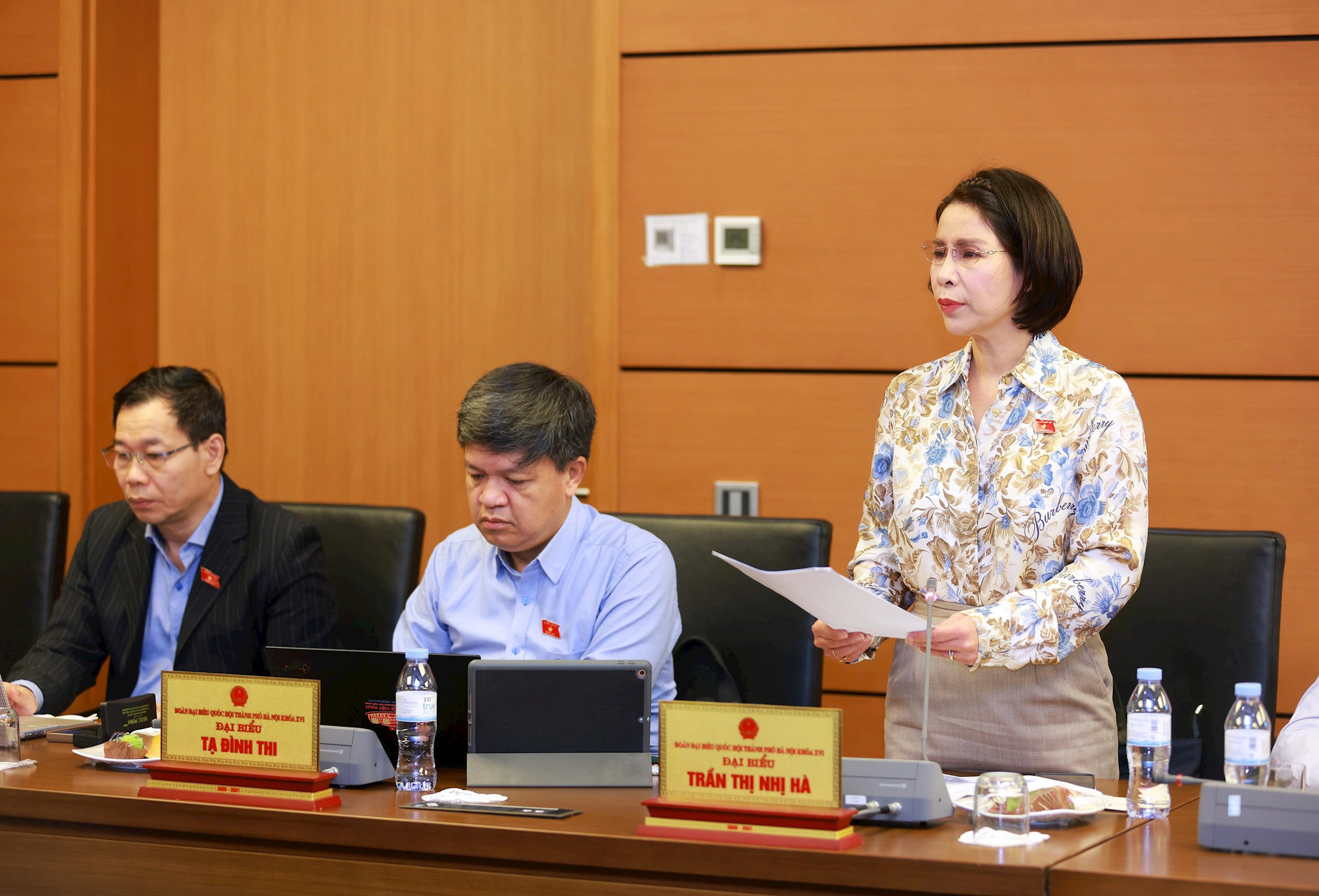 thao-luan-to-1-tran-thi-nhi-ha(1).jpg