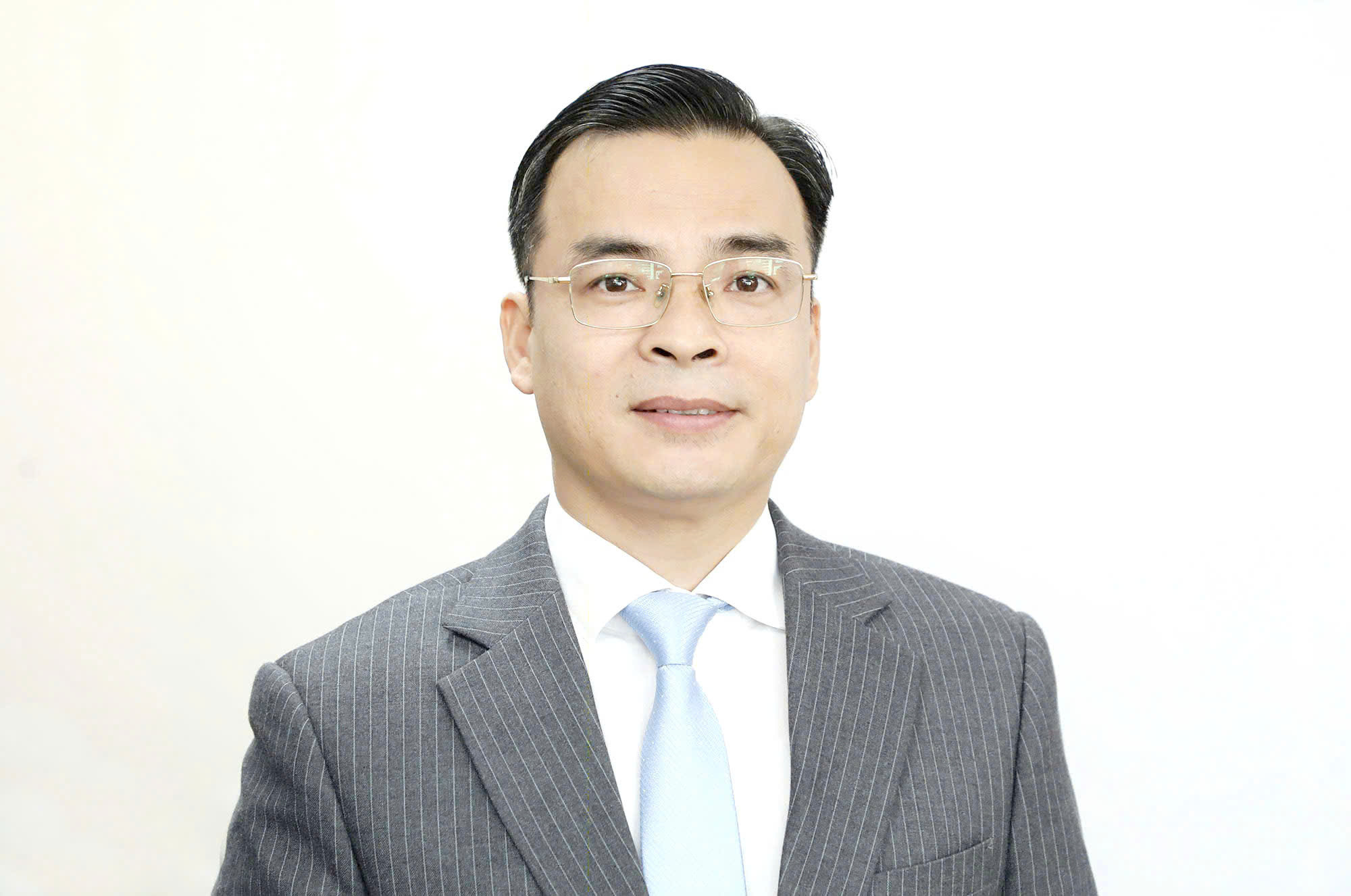 ls-hoang-trong-giap.jpg