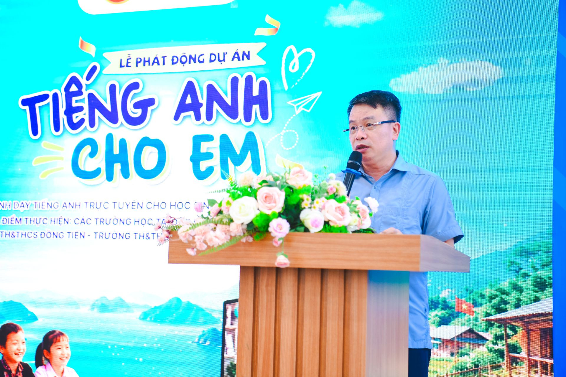 Tổng Biên tập Báo TNTP&NĐ Nguyễn Phan Khuê phát biểu tại lễ phát động.