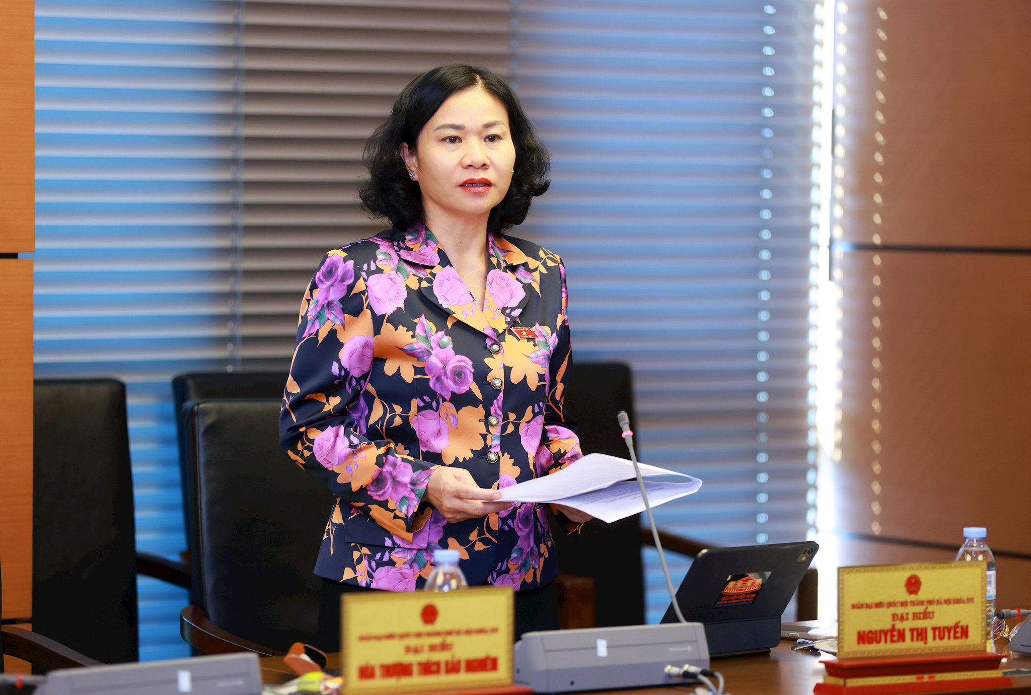dai-bieu-tuyen.jpg