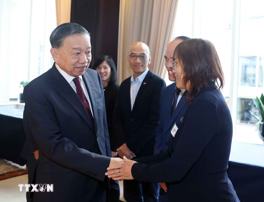Đưa Việt Nam trở thành trung tâm dịch vụ trí tuệ nhân tạo hàng đầu châu Á