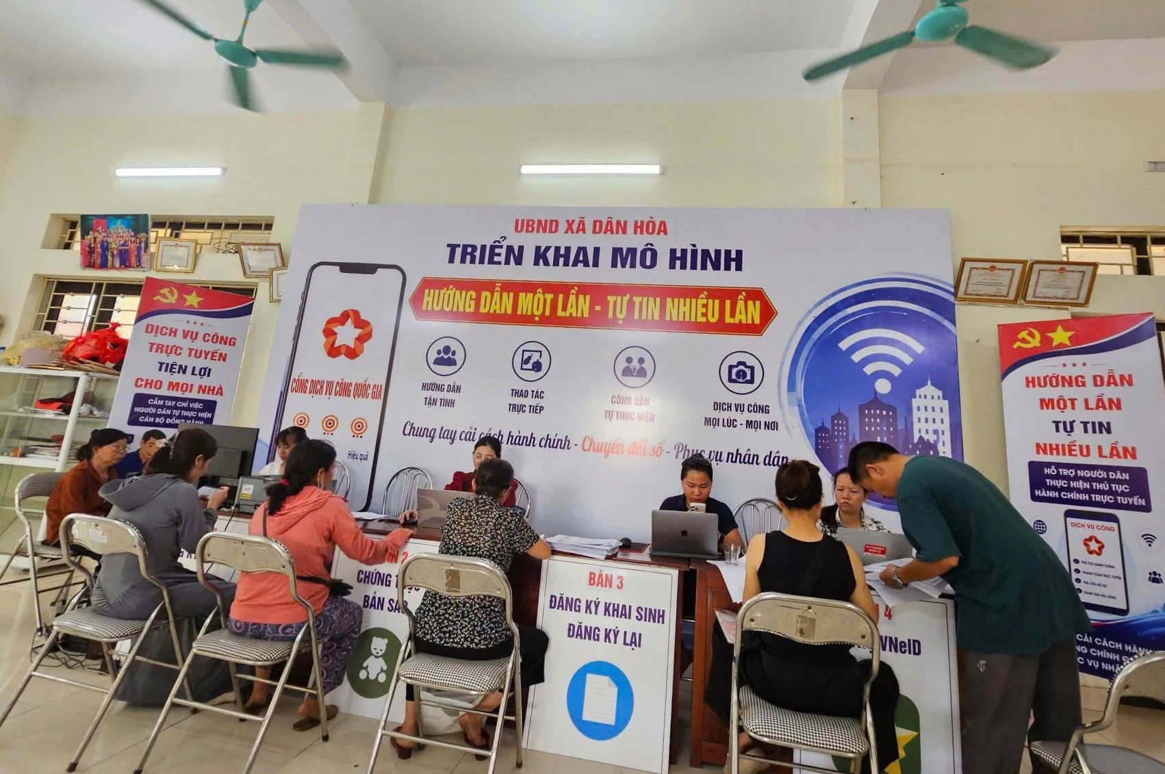 cchc-dan-hoa.jpg