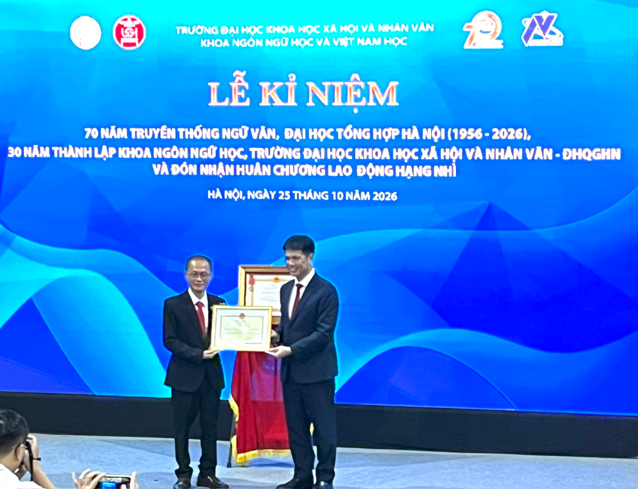2510-ngon-ngu3.jpg