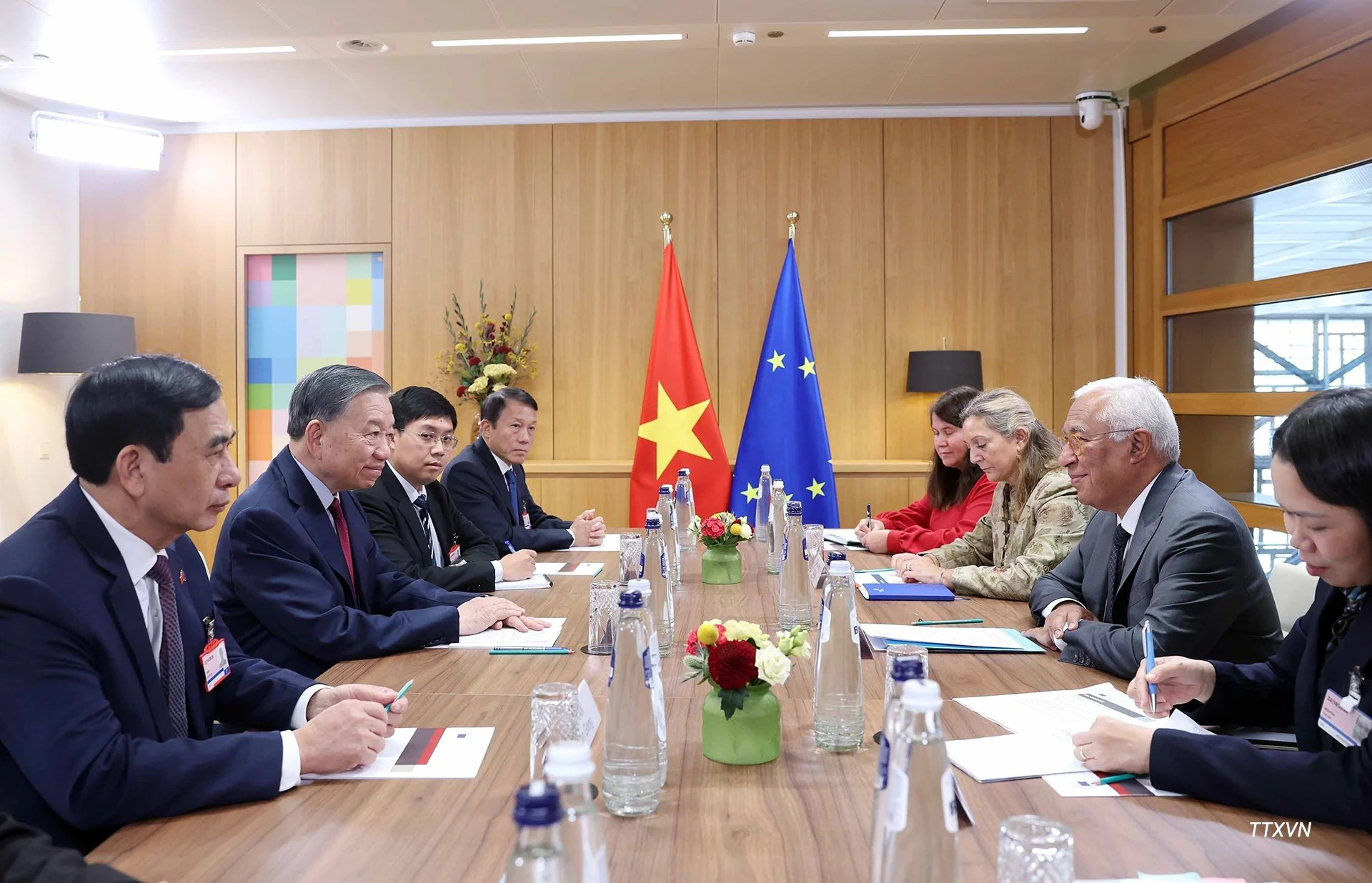 tong-bi-thu-chu-tich-nuoc-to-lam-gap-hep-chu-tich-hoi-dong-chau-au-antonio-costa-truoc-hoi-dam.jpg