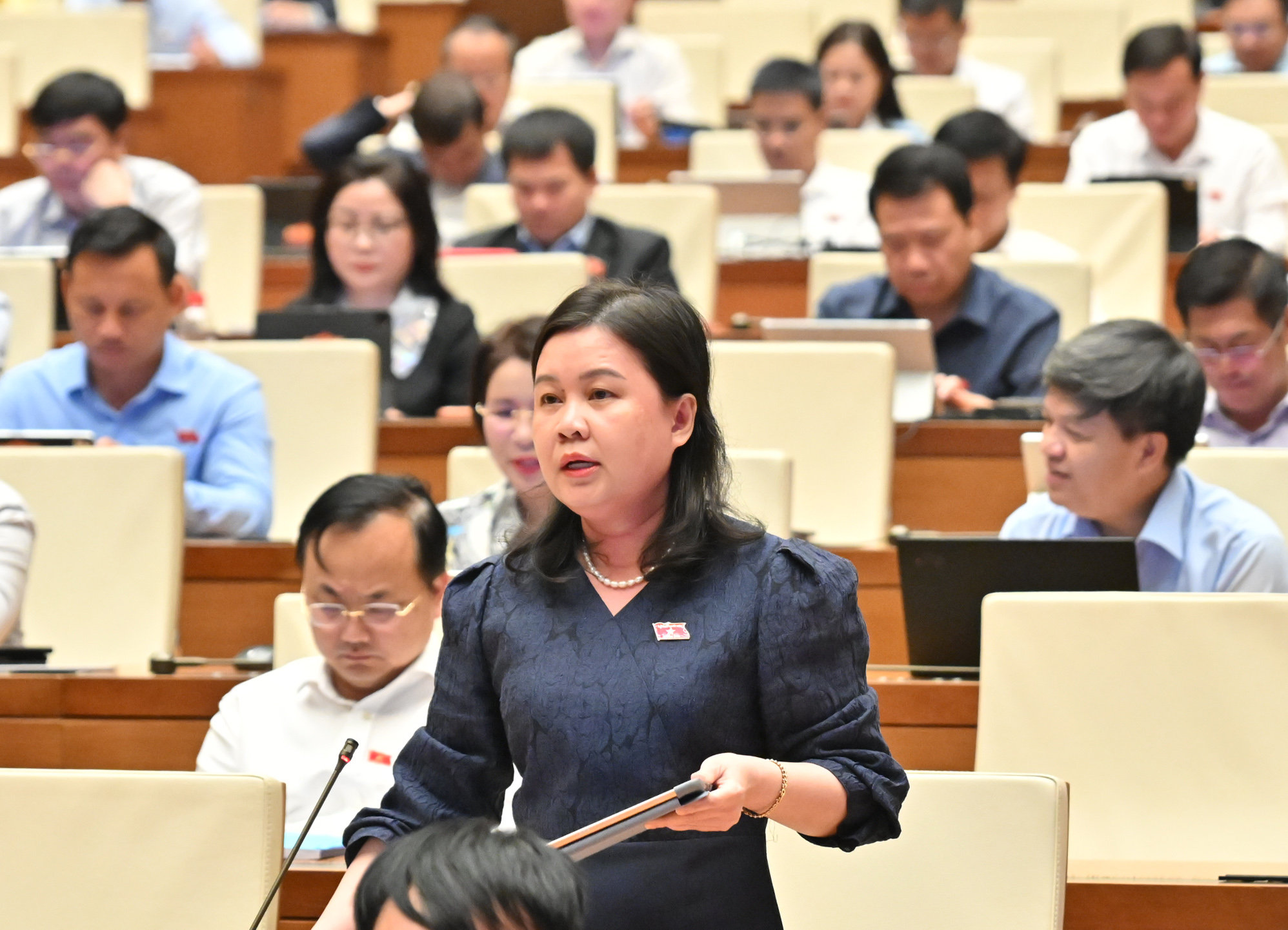thuy.jpg