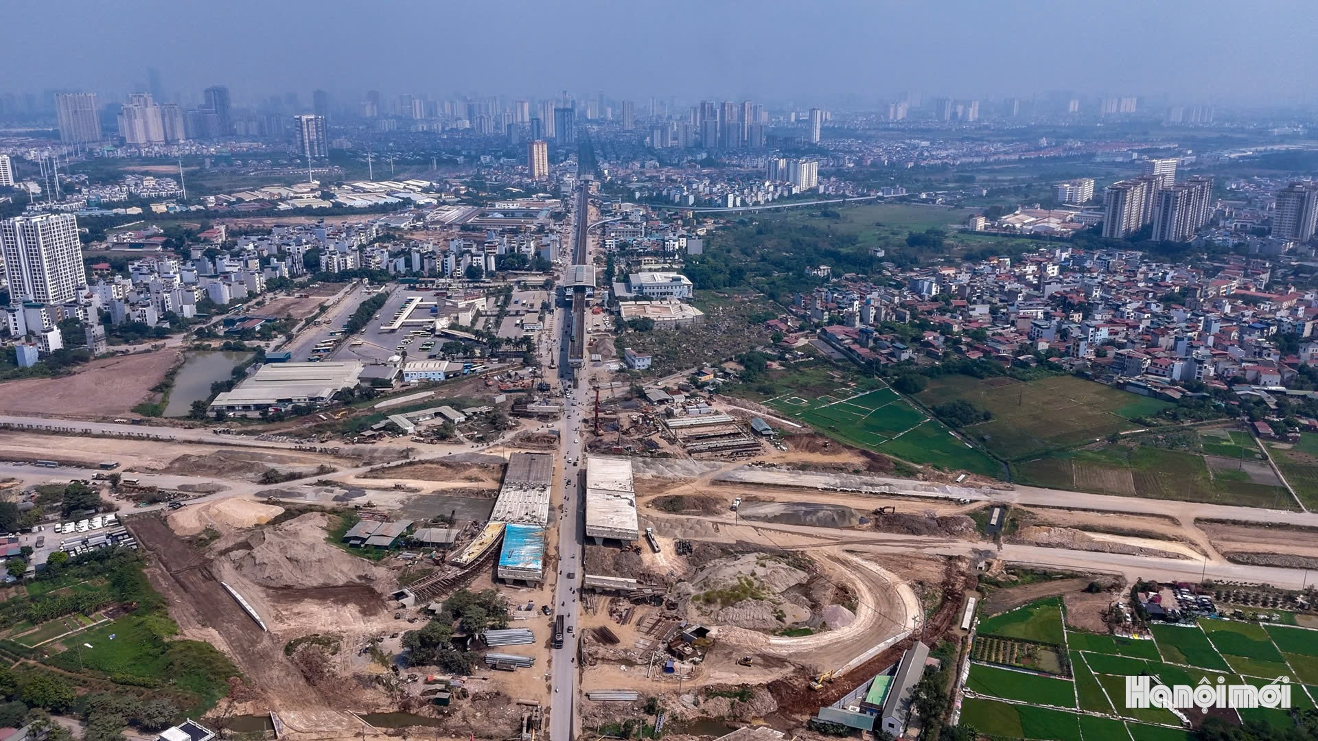 Trong giai đoạn 1, tuyến Vành đai 4 – Vùng Thủ đô được quy hoạch 8 nút giao liên thông lớn. Trong đó, nút giao với Quốc lộ 6 tại phường Yên Nghĩa giữ vai trò kết nối giao thông quan trọng ở cửa ngõ Tây Nam Hà Nội, liên thông tuyến vành đai với trục đường hướng tâm và mạng lưới giao thông khu vực.