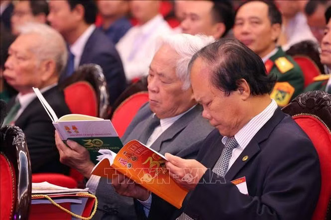 Các đại biểu dự buổi lễ. Ảnh: Văn Điệp/TTXVN