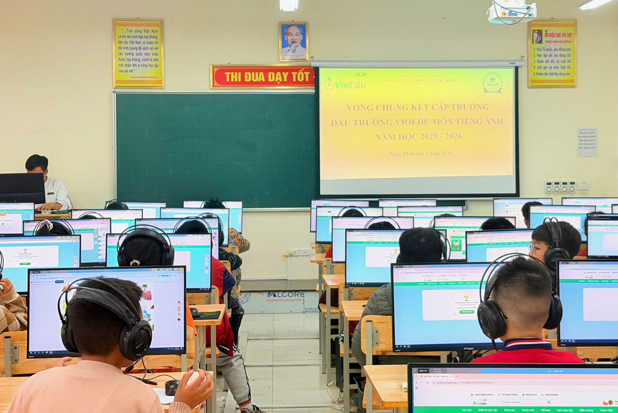 Một tiết học ứng dụng công nghệ tại Trường Tiểu học Đỗ Ngọc Du. Ảnh: PV