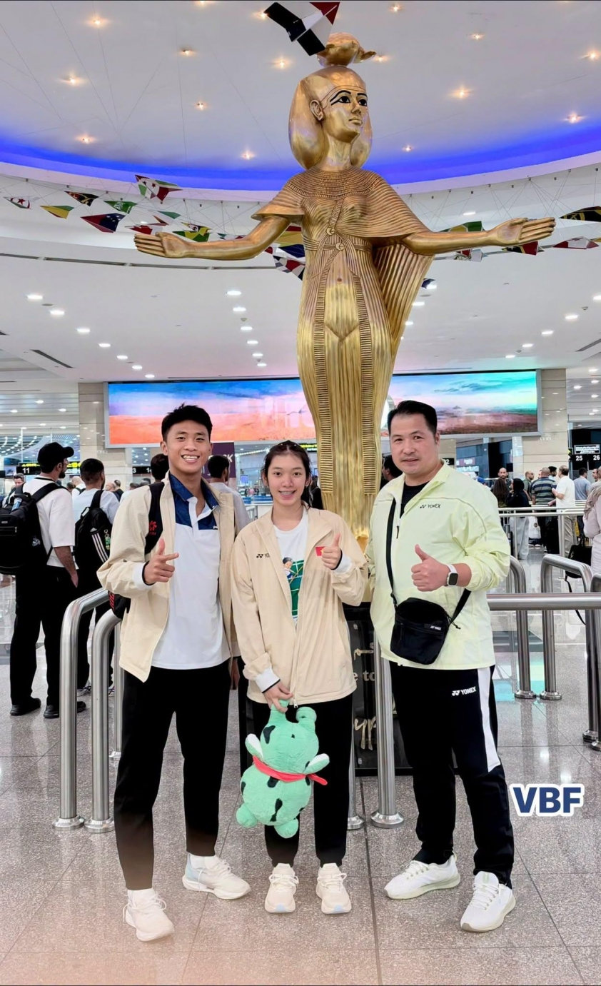 Nguyễn Thị Thu Huyền (giữa) là ngôi sao đang lên của cầu lông Việt Nam. Ảnh: VBF