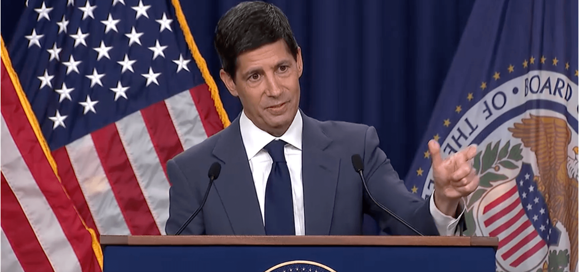 Chủ tịch Fed Kevin Warsh phát biểu tại cuộc họp báo sau cuộc họp chính sách ngày 28-10 tại Washington, Mỹ. Ảnh: Reuters Connect